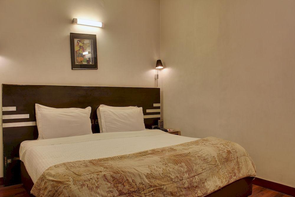 Oyo 358 Sarojini Nagar Hotel New Delhi Luaran gambar