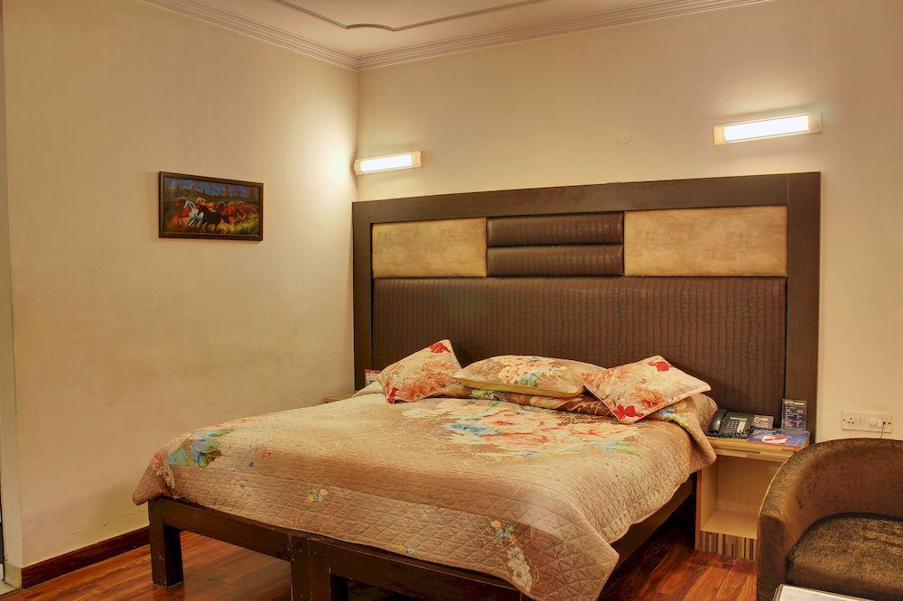 Oyo 358 Sarojini Nagar Hotel New Delhi Luaran gambar